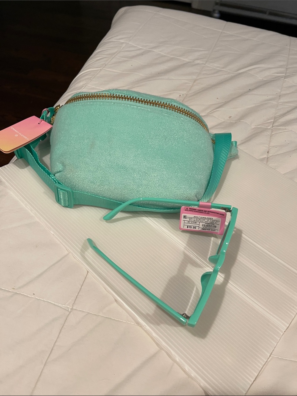 Set of cross body bag and sunglasses brand new so fabulous - Picture 7 of 7